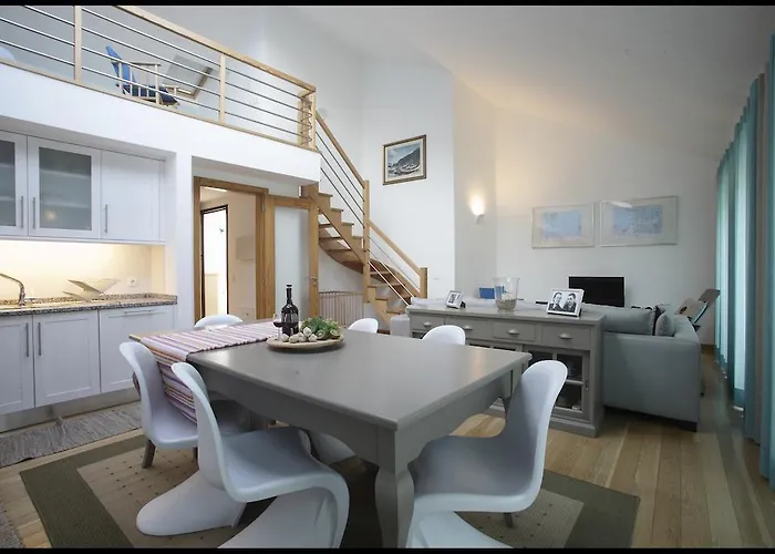 Casa Da Irene נאזרה